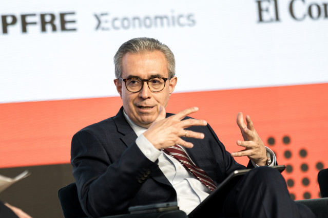 Archivo - El director general de MAPFRE Economics, Manuel Aguilera, en el I Evento anual del observatorio económico de El Confidencial y Mapfre Economics, a 22 de noviembre de 2024, en Madrid (España).