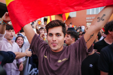 Archivo -  Vito Quiles, en una concentración convocada bajo el lema 'España combativa' en la Universidad Pablo Olavide de Sevilla (UPO)