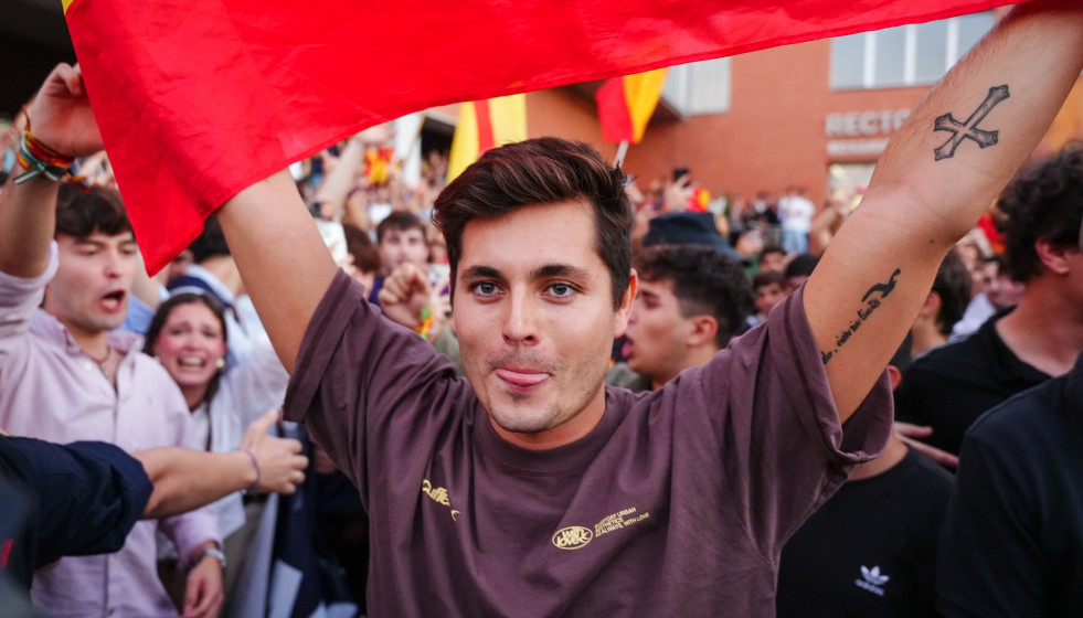 Archivo -  Vito Quiles, en una concentración convocada bajo el lema 'España combativa' en la Universidad Pablo Olavide de Sevilla (UPO)