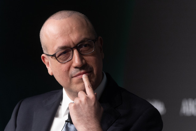 Archivo - El CEO de BBVA, Onur Genç, durante el 32º Encuentro del Sector Financiero de Deloitte y ABC, en Madrid (España). El encuentro reúne a los principales líderes de la banca, reguladores y expertos en transformación para analizar las claves de creci