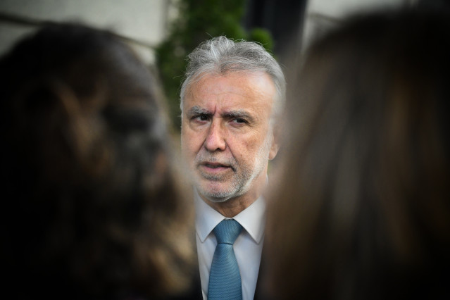 Archivo - El ministro de Política Territorial y Memoria Democrática, Ángel Víctor Torres