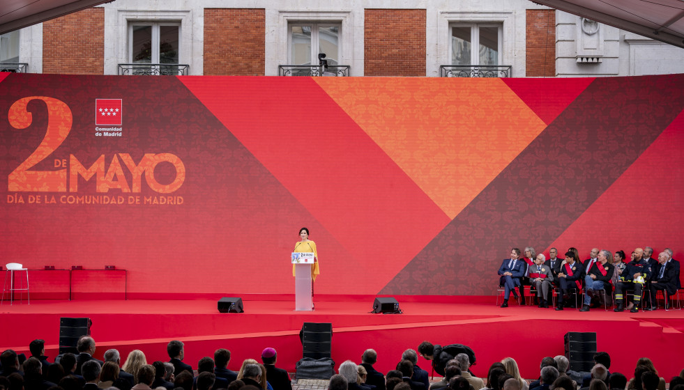 Archivo - Imagen de recurso de la presidenta de la Comunidad de Madrid, Isabel Díaz Ayuso, durante la entrega de las Grandes Cruces de la Orden del Dos de Mayo en 2025