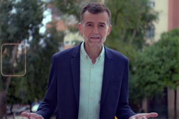 El candidato de la coalición Por Andalucía a la Presidencia de la Junta, Antonio Maíllo, en el spot de campaña para el 17 de mayo.