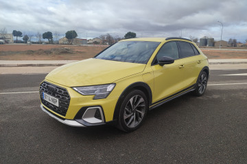 Archivo - Audi A3 Allstreet PHEV, un 'crossover' premium con 138 km de autonomía eléctrica y desde 49.000 euros