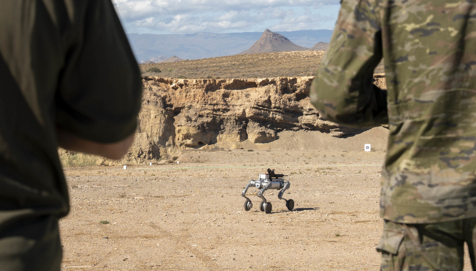 Archivo - El Ejército de Tierra realiza una demostración dinámica que integra sistemas robotizados en colaboración con la industria nacional en el Campo de Maniobras y Tiro 'Álvarez de Sotomayor'