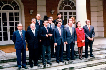 EuropaPress 7493889 gabinete gobierno primera legislatura jose maria aznar aprobada congreso (1)