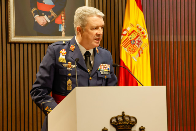 El teniente general Jerónimo Domínguez toma posesión como director de la Escuela Superior de las Fuerzas Armadas (ESFAS).