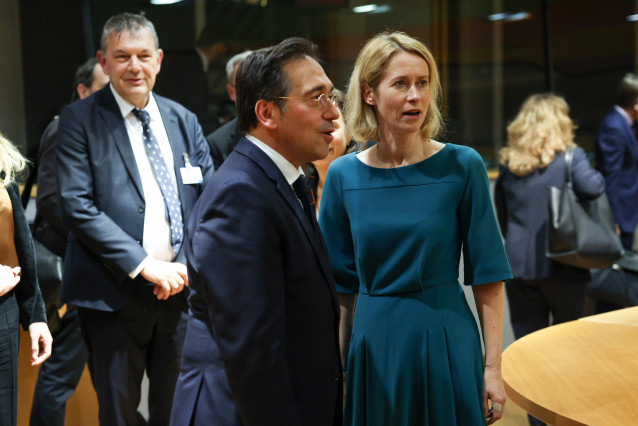 Archivo - El ministro de Exteriores español, José Manuel Albares, y la Alta Representante de la Unión Europea para Política Exterior, Kaja Kallas