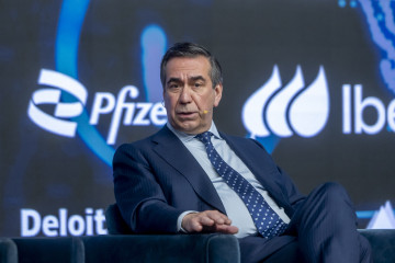 Archivo - El CEO de Acerinox, Bernardo Velázquez, interviene durante la 3ª edición de ‘Global Trends’, en el Auditorio El Beatriz, a 12 de junio de 2025, en Madrid (España), celebrada por Euro