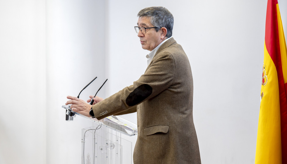 El portavoz del PSOE en el Congreso, Patxi López, durante una rueda de prensa en el Congreso de los Diputados, a 28 de abril de 2026, en Madrid (España).