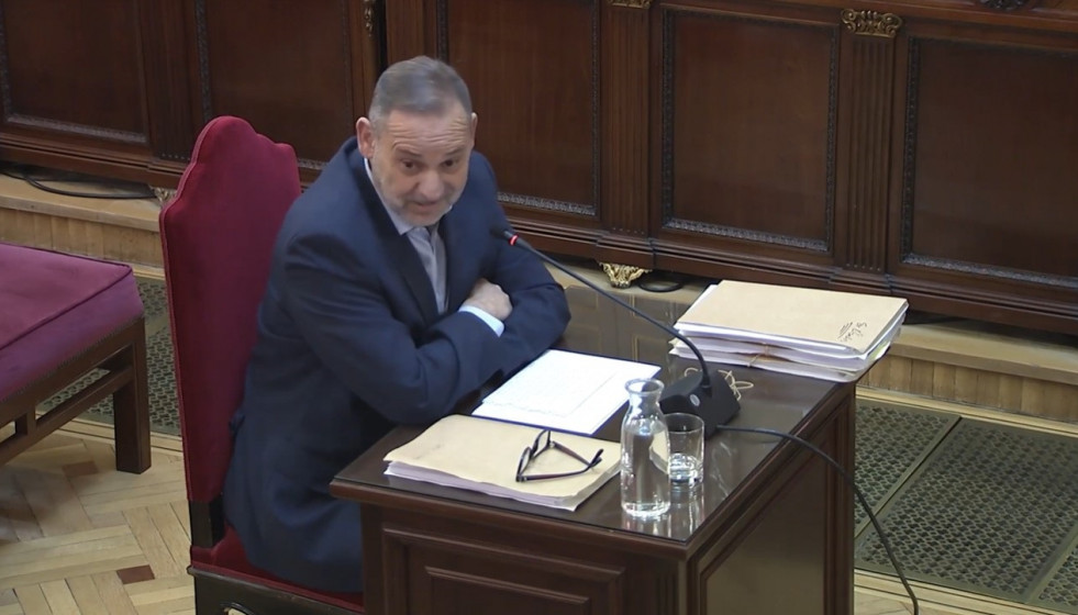 El exministro de Transportes José Luis Ábalos declara como acusado en el juicio del Tribunal Supremo por las presuntas irregularidades en la compra de mascarillas, a 4 de mayo de 2026, en Madrid (Es