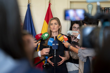 La vicepresidenta tercera y ministra para la Transición Ecológica y el Reto Demográfico, Sara Aagesen, ofrece declaraciones tras una reunión con agentes del sector gasista y del sector petrolero, 