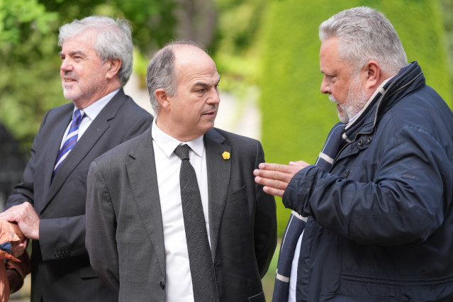 (C) El Secretario General De Junts, Jordi Turull, En La Capilla Ardiente De Carlos Garaikoetxea