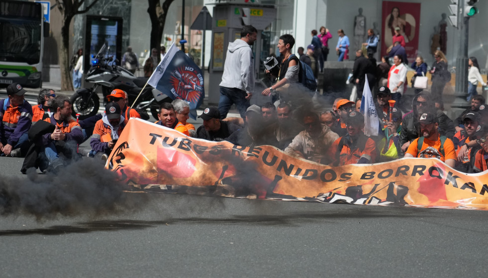 Trabajadores de Tubos Reunidos durante una reciente concentración