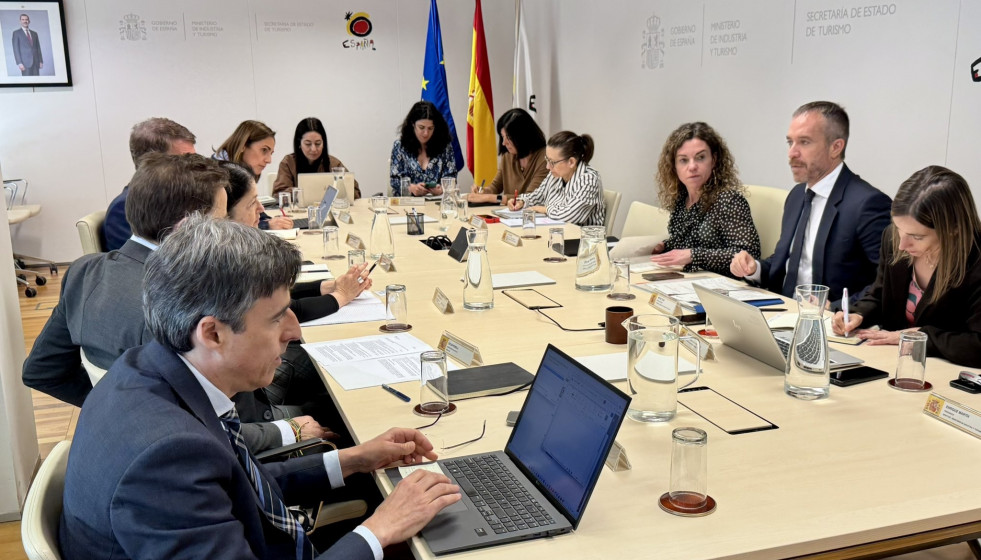 El Gobierno mantiene una tercera reunión con el sector turístico ante la situación en Oriente Próximo.