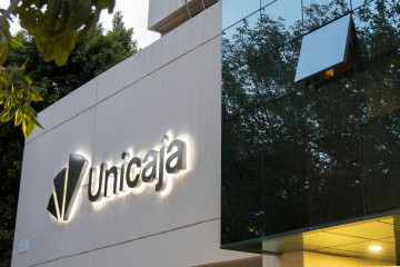 Archivo - Imagen de la sede Unicaja.