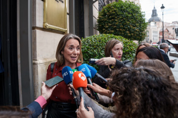 La vicesecretaria de Regeneración Institucional del PP, Cuca Gamarra, a su llegada a un desayuno informativo en Madrid.