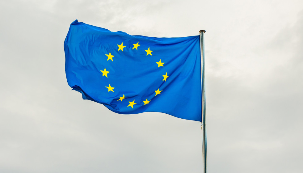 Archivo - Bandera de la Unión Europea.