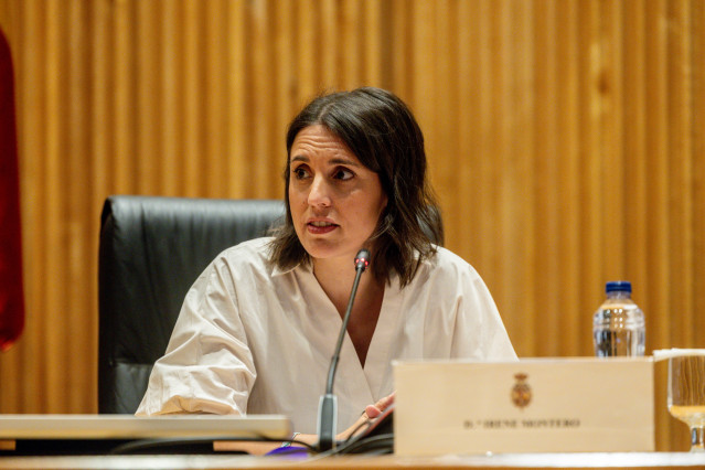 La secretaria política de Podemos y eurodiputada, Irene Montero, durante la conferencia ‘Bebés robados: memoria, justicia y reparación’ en el Congreso, a 7 de mayo de 2026, en Madrid (España).