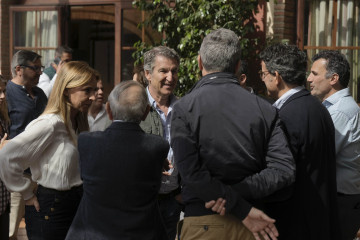 El líder del PP, Alberto Núñez Feijóo, durante su visita a la provincia de Cádiz con motivo de la campaña andaluza por las elecciones del 17 de mayo.