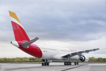 Archivo - Avión de Iberia.