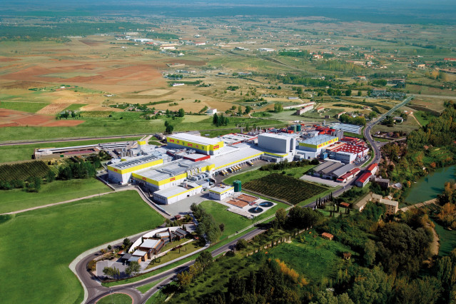 Archivo - Vista aérea de la planta de Pascual en Aranda de Duero (Burgos)