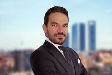 Álvaro Santos.