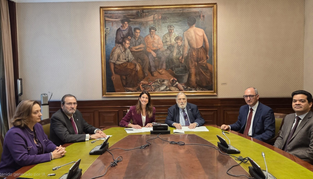 Representantes de la Junta Directiva de la Asociación de Exdiputados y Exsenadores y de la Universidad Villanueva