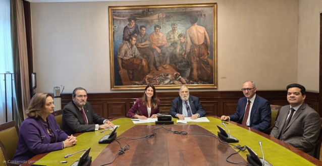Representantes de la Junta Directiva de la Asociación de Exdiputados y Exsenadores y de la Universidad Villanueva