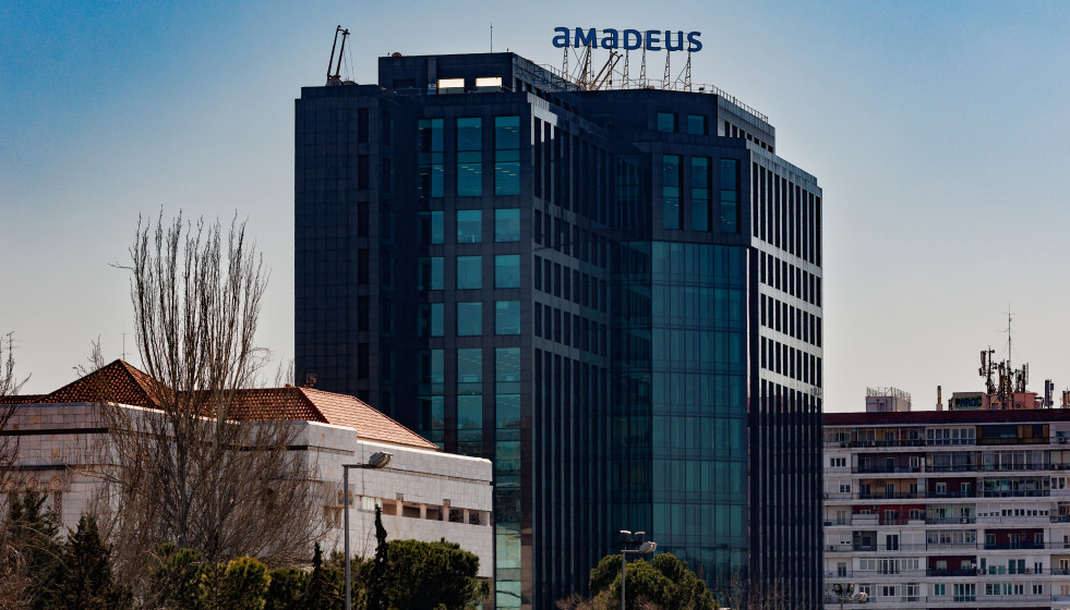 Archivo - Fachada de la sede de Amadeus en el edificio Herre, a 2 de marzo de 2023, en Madrid (España).