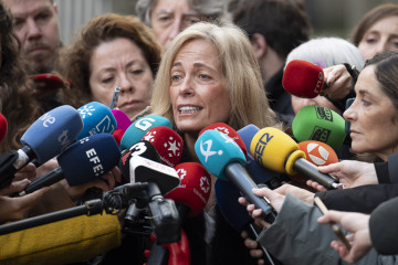 EuropaPress 7217681 consejera economia hacienda comunidad madrid rocio albert atiende medios
