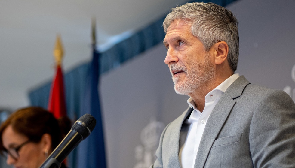 El ministro de Interior, Fernando Grande-Marlaska, durante una rueda de prensa, en la sede del Ministerio de Sanidad, a 9 de mayo de 2026, en Madrid (España).