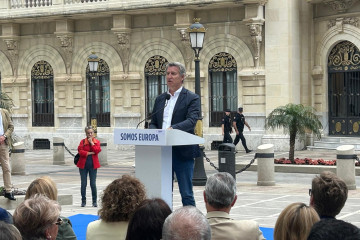 El presidente nacional del Partido Popular, Alberto Núñez Feijóo, en un acto en Ceuta.