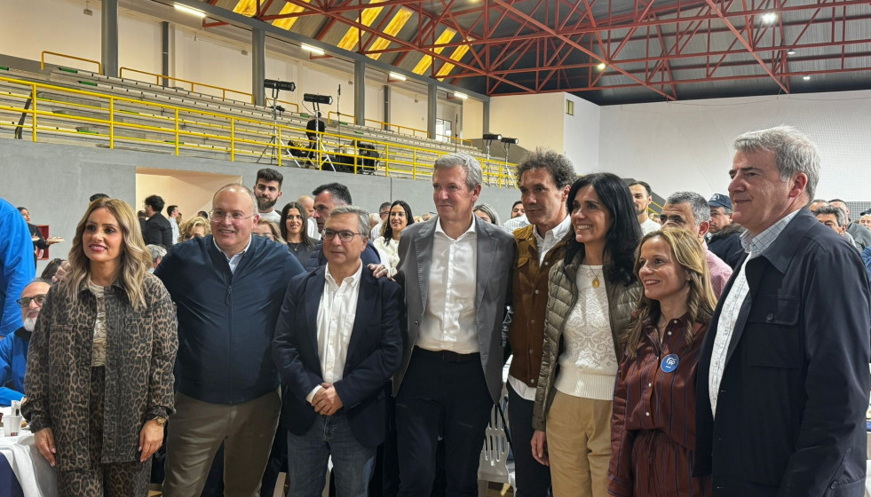El secretario general del PP, Miguel Tellado, participa en la primera Romería popular en O Carballiño, Ourense