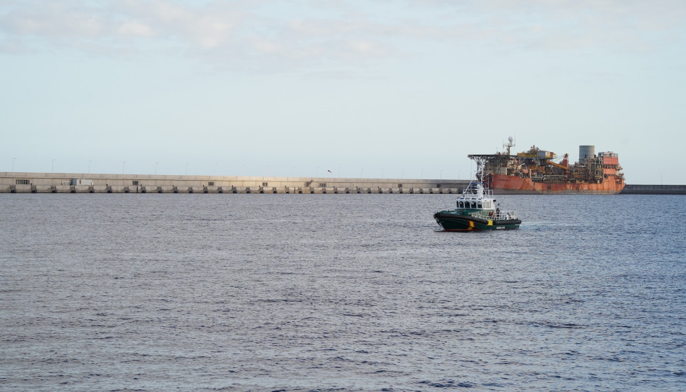 Dispositivo de seguridad, en el puerto de Granadilla, a 9 de mayo de 2026, en Granadilla de Abona, Tenerife, Islas Canarias (España). El operativo de evacuación del crucero MV Hondius con hantavirus