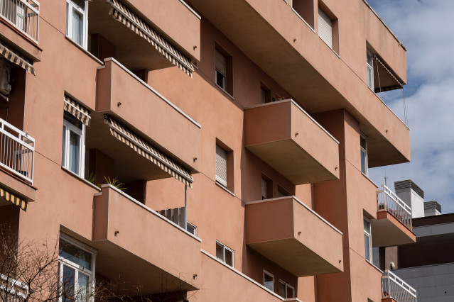 Archivo - Fachada de un edificio.