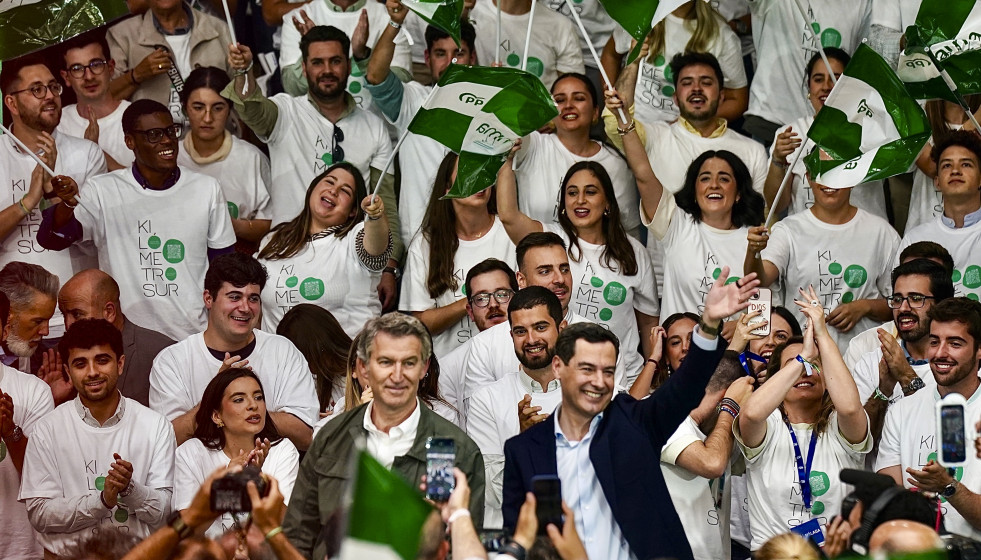 El presidente del PP de Andalucía y candidato a la reelección de la Presidencia de la Junta, Juanma Moreno, durante un acto de campaña. a 10 de mayo de 2026 en Málaga (Andalucía, España).