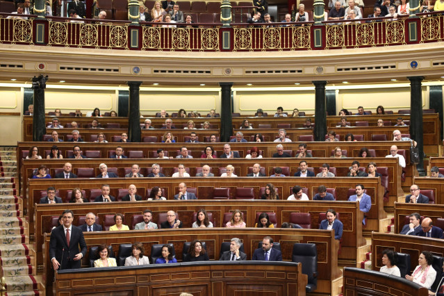 Archivo - Plano general de la bancada del PSOE
