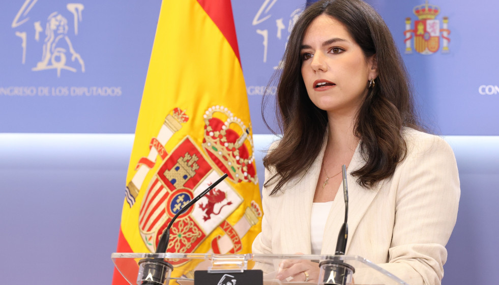 La portavoz de VOX en el Congreso, Pepa Millán, durante una rueda de prensa, en el Congreso de los Diputados.