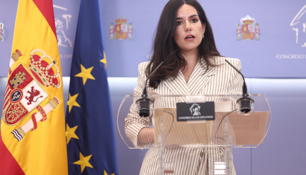 La portavoz de VOX en el Congreso, Pepa Millán, durante una rueda de prensa en el Congreso de los Diputados.