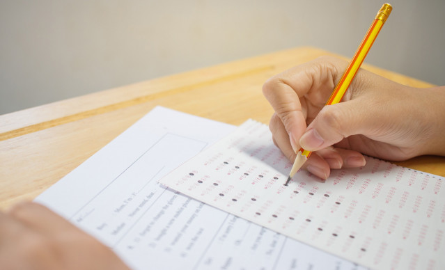 Archivo - Examen de oposiciones