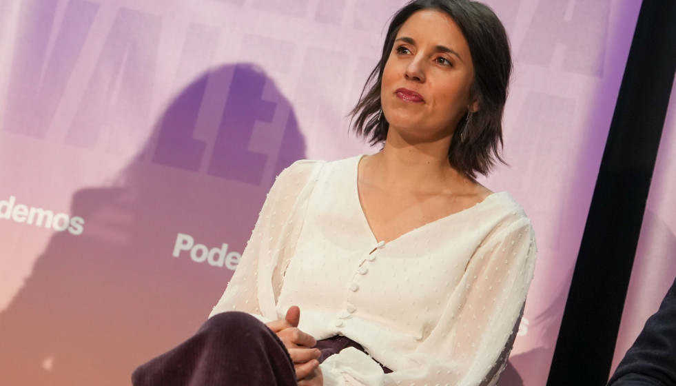 Archivo - La secretaria política de Podemos y eurodiputada, Irene Montero, durante un acto público, en el centro cívico Bailarín Vicente Escudero, a 7 de marzo de 2026, en Valladolid, Castilla y L