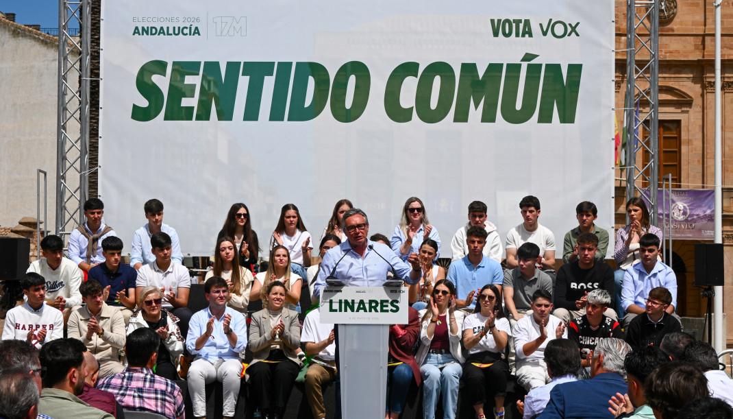 Imágenes del acto de campaña celebrado por Vox Andalucía en Linares.