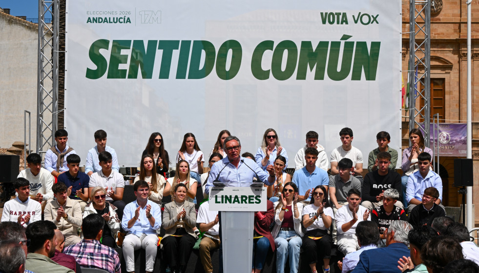 Imágenes del acto de campaña celebrado por Vox Andalucía en Linares.