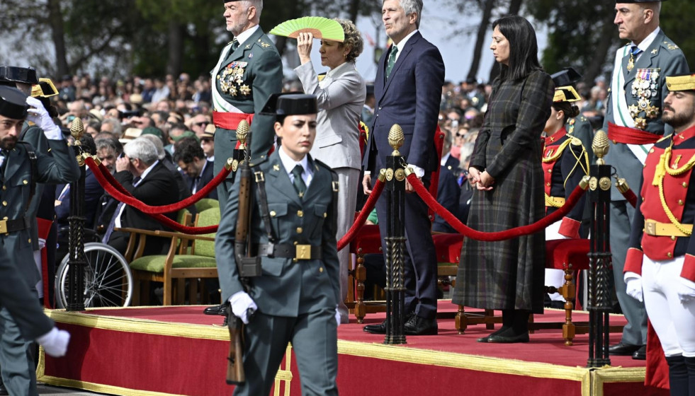 Marlaska presidiendo el acto de jura de bandera en la Academia de la Guardia Civil en Baeza