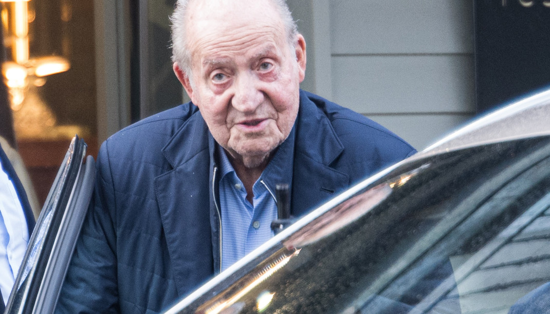 Archivo - El Rey emérito Juan Carlos I durante una de sus visitas a Sanxenxo