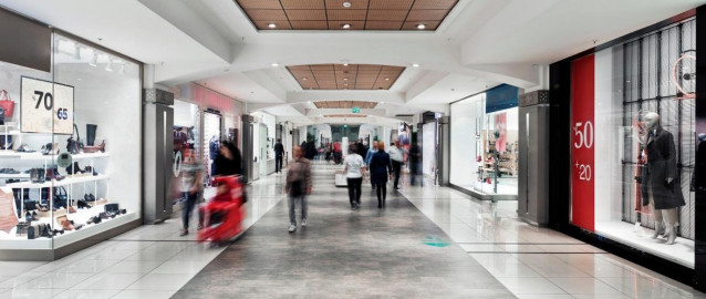 Los centros comerciales han aumentado sus ventas un 8,3% con respecto al primer trimestre de 2025, según PwC.