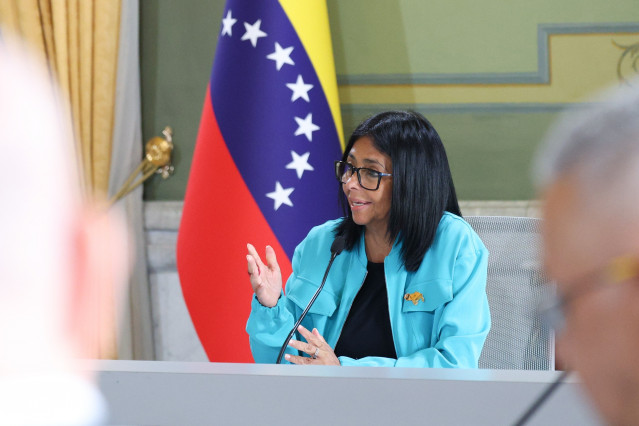 La presidenta encargada de Venezuela, Delcy Rodríguez, en el acto de instalación de la Comisión para la Gran Consulta Nacional sobre la Reforma de la Justicia Penal.