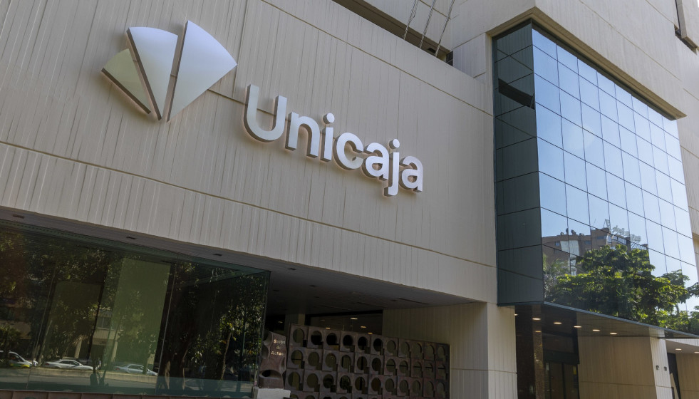 Archivo - Imagen de archivo de una sede de Unicaja.