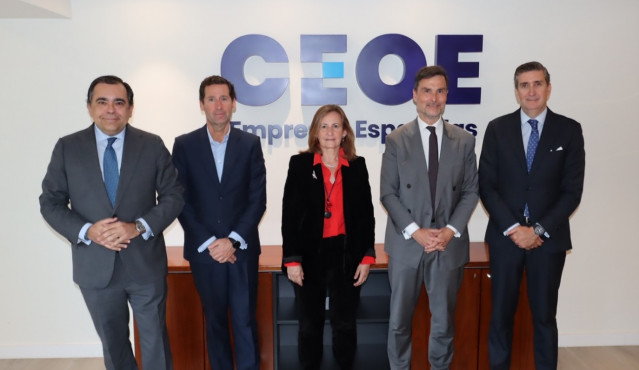 Acuerdo de incorporación de Amper a la Confederación Española de Organizaciones Empresariales (CEOE).